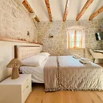 Hébergement de vacances Stone House Strnj *