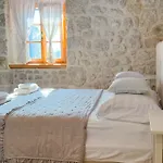 Stone House Strnj Hébergement de vacances