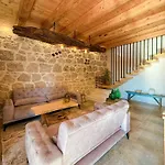 Stone House Strnj Hébergement de vacances *
