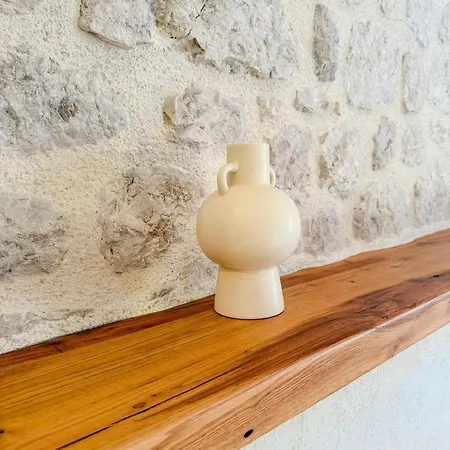 Stone House Strnj Casa vacanze *