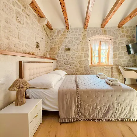 Casa vacanze Stone House Strnj *