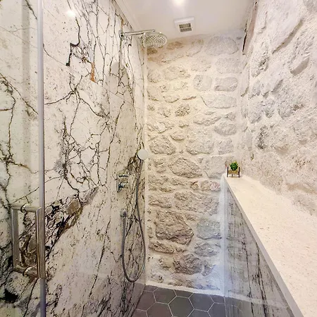 Stone House Strnj Casa vacanze Živogošće